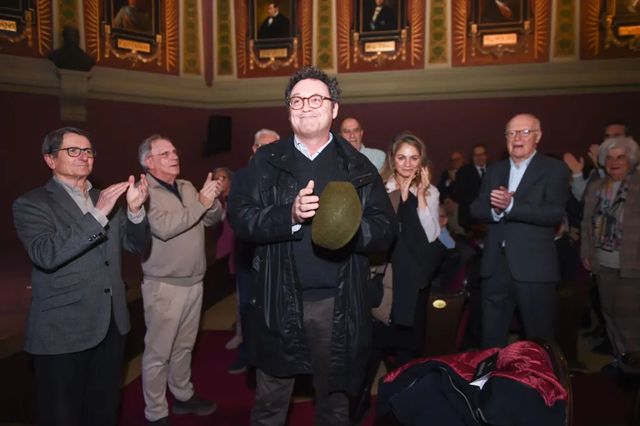 García Ortiz reaparece en un acto de homenaje contra su condena por el Supremo