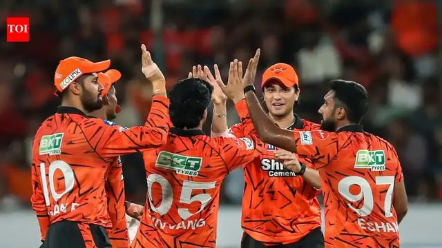 RCB's 255 chase approach against SRH split fans over intent