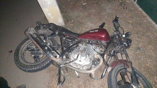 Un tânăr a decedat după ce s-a tamponat cu motocicleta într-un pilon electric