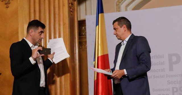 AUR negociază propria majoritate pentru Guvern și îl lasă pe Grindeanu fără voturi. Simion racolează parlamentari UPR și SOS