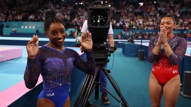 Simone Biles, oro en concurso completo, vuelve a ser ella