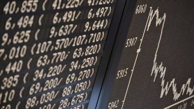Borsa: l'Europa parte in lieve rialzo, Londra +0,3%