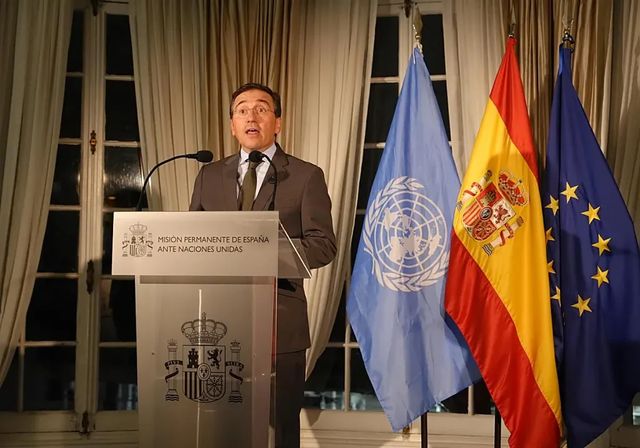 Albares se reúne esta semana con su homólogo marroquí en la ONU con la crisis de Ceuta aún en ebullición