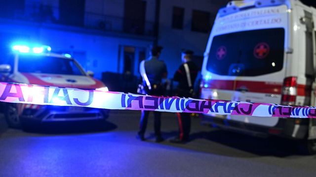 Accoltellato in strada a Crema, muore un diciannovenne