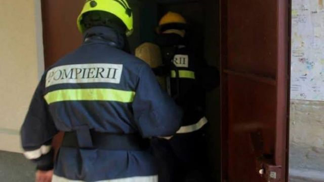 27 de persoane, inclusiv 6 copii, evacuate în urma unui incendiu izbucnit în capitală