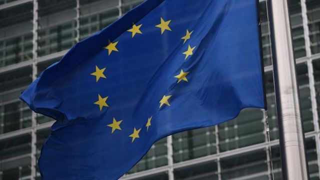 Cele 27 țări-membre ale Uniunii Europene au ajuns asupra unui vast plan de susținere în valoare de 500 de miliarde de euro
