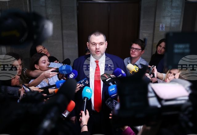 Пеевски: Никой няма да вземе властта през улицата