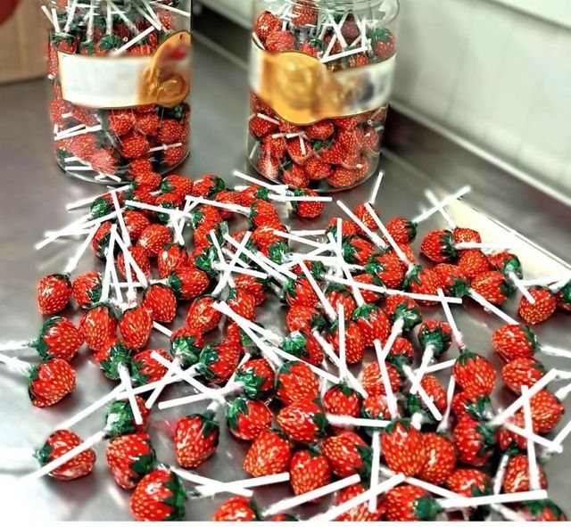 Bomboane cu dioxid de titanium depistate de ANSA la frontiera de stat