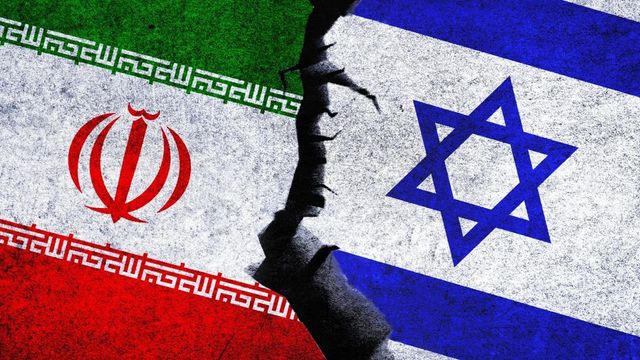 Israelul ar putea ataca Iranul, avertizează serviciile de informații americane