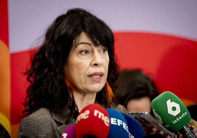 La ministra de Igualdad, sobre la denuncia a Julio Iglesias: «Espero que se investigue y se llegue hasta el final»