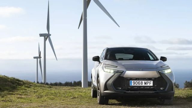 Toyota amplía la gama C-HR con una versión enchufable