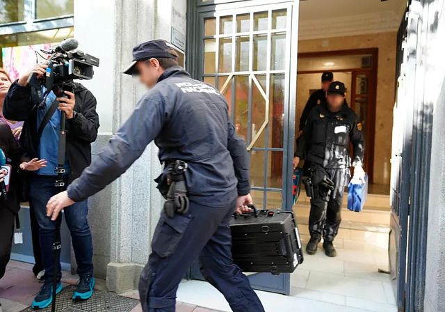 El 'caso Zapatero' reventó con ayuda de EE UU, Francia y Suiza y la pista venezolana del dinero
