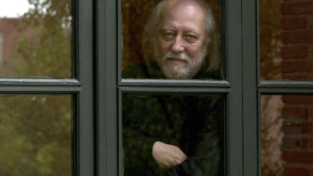 László Krasznahorkai gana el Nobel de Literatura 2025
