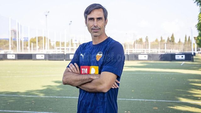 Fernando Martín, entrenador del Valencia femenino, es el padre de familia fallecido en el naufragio de Indonesia