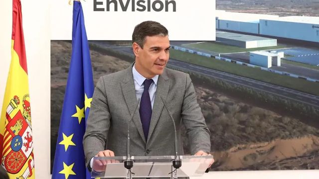 La china Envision invertirá 906 millones en España para una fábrica de electrolizadores