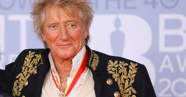 Kifütyülték Volodimir Zelenszkij az ukrán elnököt Rod Stewart budapesti koncertjén