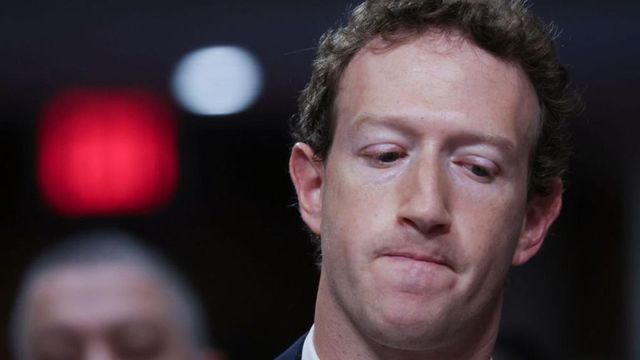 Mark Zuckerberg spune că administrația Biden a făcut presiuni în timpul pandemiei pentru cenzurarea unor postări despre Covid pe Facebook