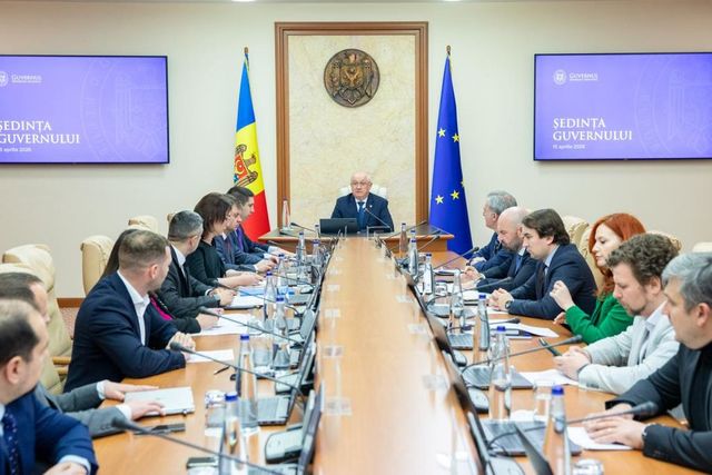 Guvernul aprobă Programul „Capitala Tineretului”