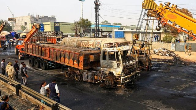 Jaipur gas tanker crash: Death toll mounts to 15