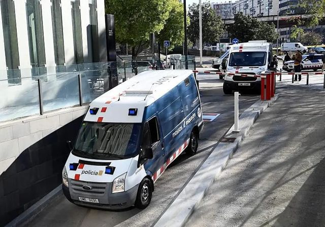 Detenidos en Barcelona los padres de un bebé de un mes por violencia sexual