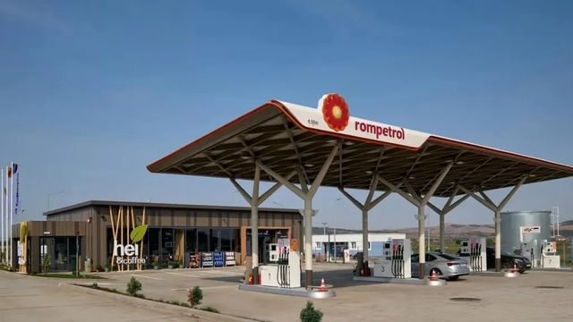Rompetrol deschide primele două benzinării de pe Autostrada Transilvania