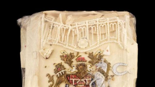 Slice of Princess Diana and Prince Charles’ Wedding Cake Up for Auction