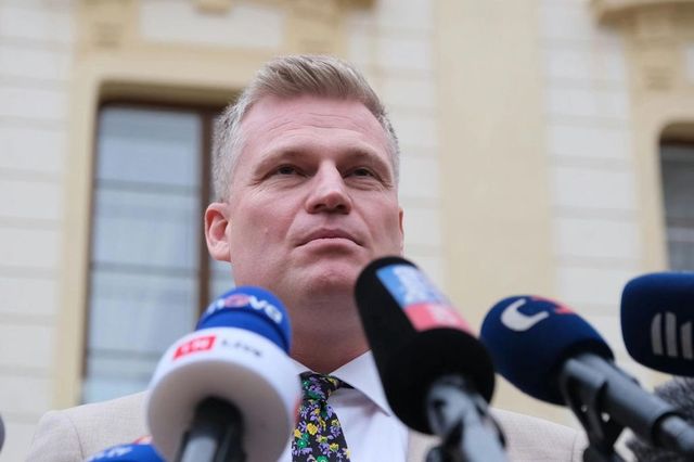 Turek nevyužije imunitu, pokud bude trestně stíhán za autonehodu