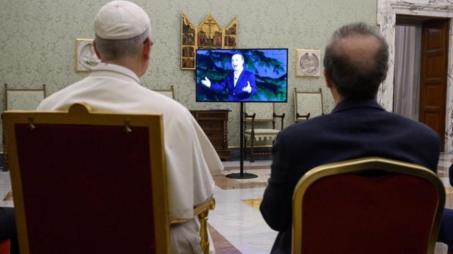 Benigni, monologo su San Pietro sfiora i 4 milioni di spettatori