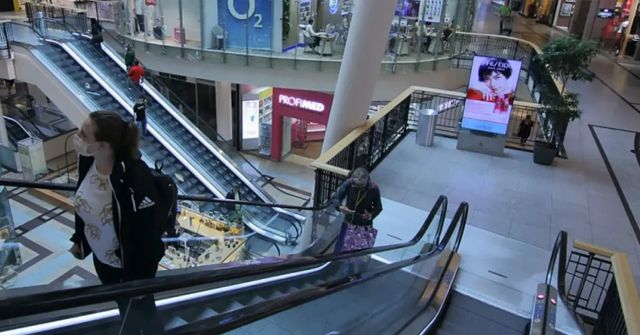 Podnikatelé ušlý zisk za uzavření provozoven podle krizového zákona nedostanou, řekl Nejvyšší soud