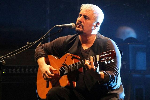 Pino Daniele in mostra a Palazzo Reale di Napoli