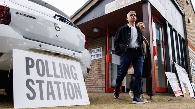 Ismét Sadiq Khant választották London polgármesterévé