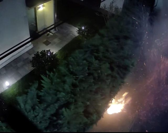 Bărbatul care a aruncat un explozibil în curtea primarului din…