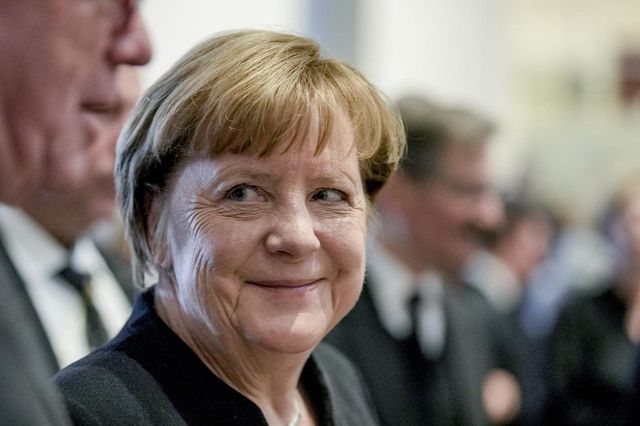 Merkel: 'Non ho voluto io la caduta di Berlusconi'