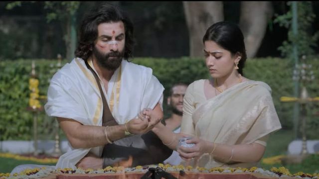 Animal song Satranga reveals climax of the Ranbir Kapoor, Rashmika Mandanna starrer, claim fans