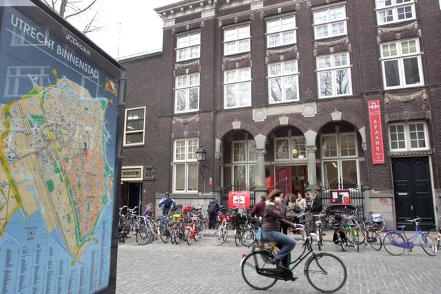 Un tribunal de La Haya ordena el embargo de la sede del Instituto Cervantes en Países Bajos