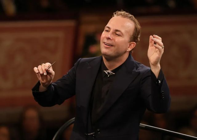 Un dirijor rus va conduce Concertul de Anul Nou din Viena în 2027 / Programul din acest an, mai incluziv sub bagheta lui Nezet-Seguin