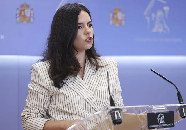 Conchita Ruiz, sobre la prioridad nacional en el pacto de PP y Vox en Extremadura: «Nosotros no vamos a hacer nada que sea ilegal»