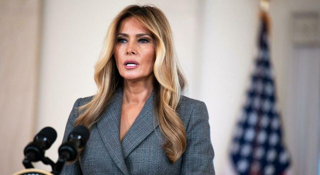 Melania Trump: «Mai stata amica di Epstein, su di me menzogne infondate»
