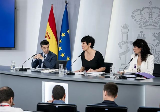 La ley de violencia vicaria prevé retirar la patria potestad a padres condenados
