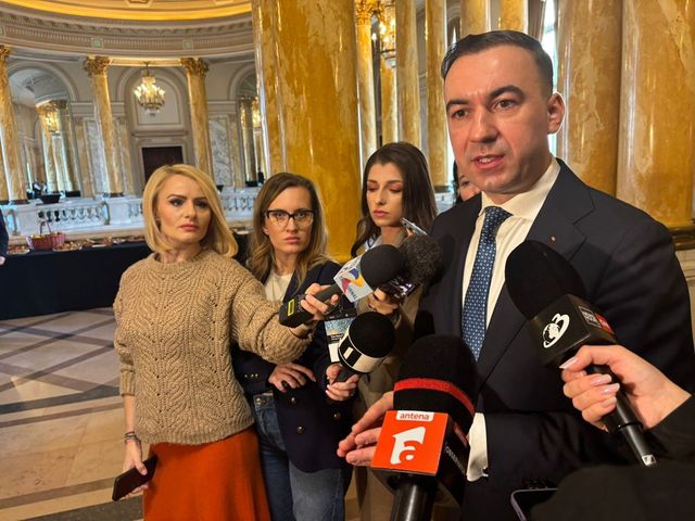 Ministrul Energiei anunță că trei companii și-au manifestat interesul de a achiziționa activele Lukoil din România