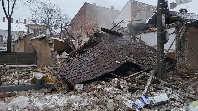 Deflagrație într-o anexă a Poliției Rutiere din Lugoj, trei persoane afectate