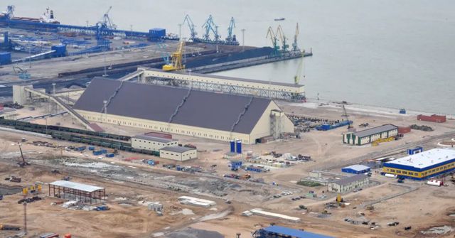 Ukrajinci znovu zasáhli strategický ruský přístav Usť-Luga