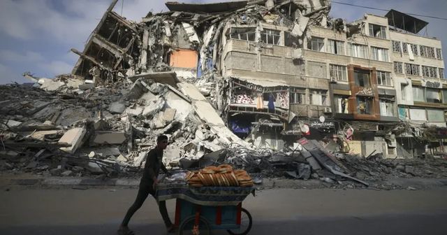 Israele sferra un attacco nella Striscia di Gaza