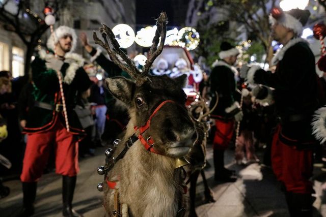 Una Cabalgata de Reyes en Madrid pasada por agua