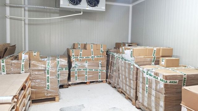 Au fost depistate trei loturi de produse alimentare de import, care prezentau neconformități privind conținutul de acizi grași trans