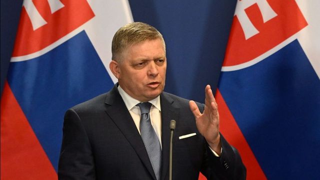 Robert Fico leállítja a gázolajkivitelt Ukrajnába, ha Kijev továbbra sem engedi át az orosz olajat