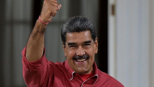 Venezuela, Maduro ordina la sospensione di X per 10 giorni