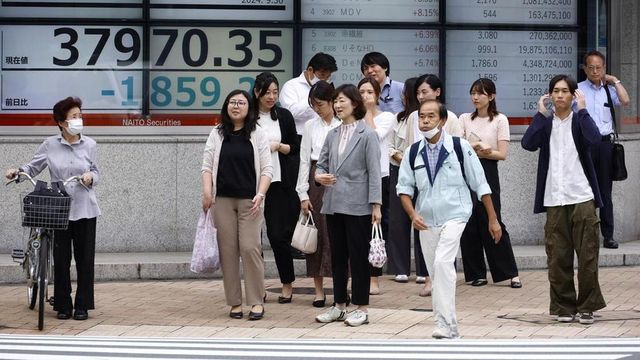 Borse Cina, Hong Kong chiude in rialzo di +1,6%