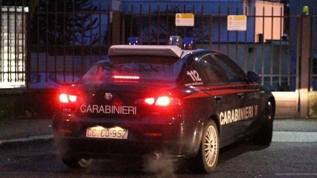 Como, marito e moglie ultrasettantenni trovati senza vita in casa