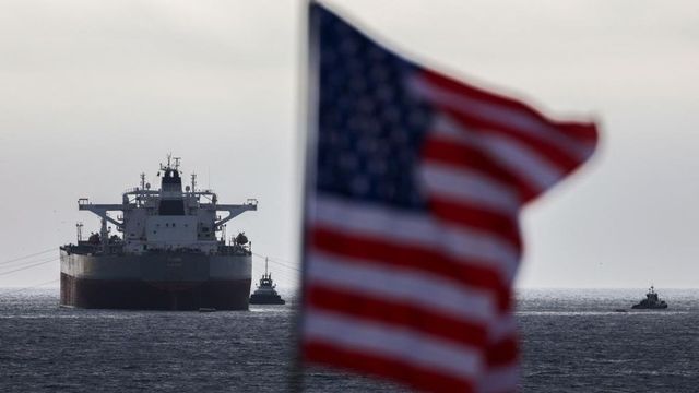 La volatilidad del petróleo y el gas por el conflicto en Irán marca la sesión en las bolsas